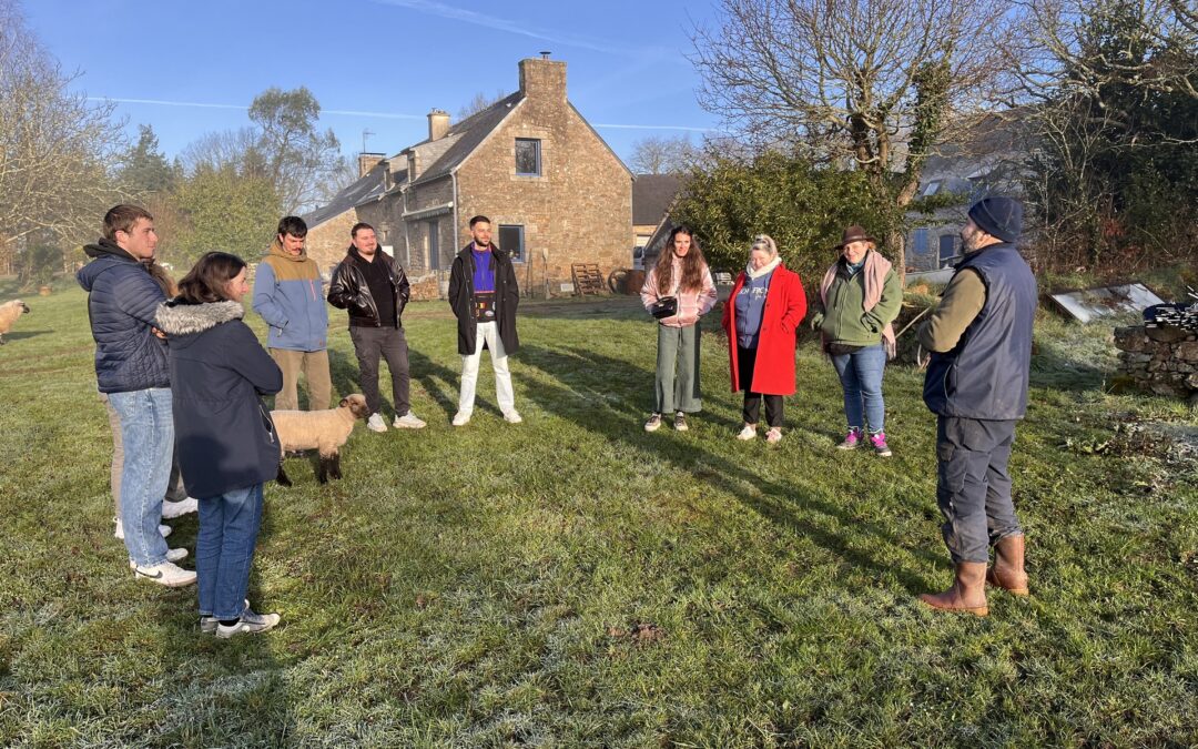 Une visite à la cidrerie de Kerdaniel organisée par trois étudiants en BTS Aménagements Paysagers pour la formation viticole